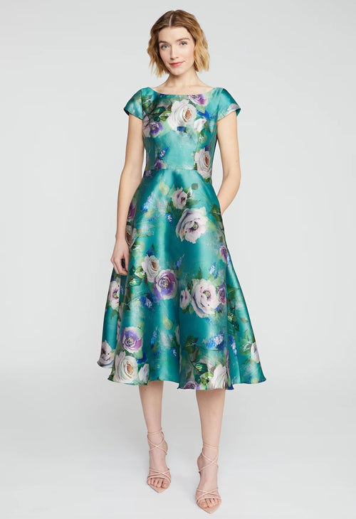 Mid-Calf Dresses | Minnesota | Dugo Mid-Calf Dresses | Minnesota | Dugo